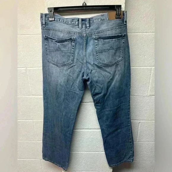 Urban pipeline light wash denim - Picture 2 of 4